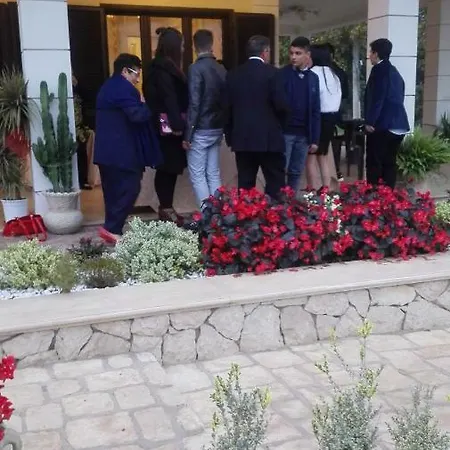 Antica Casa Scardone مزرعة للإقامة Piedimonte San Germano