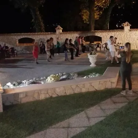 مزرعة للإقامة Antica Casa Scardone Piedimonte San Germano