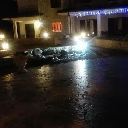Antica Casa Scardone مزرعة للإقامة Piedimonte San Germano